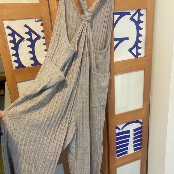 Tan knit jumper - Picture 3 of 3